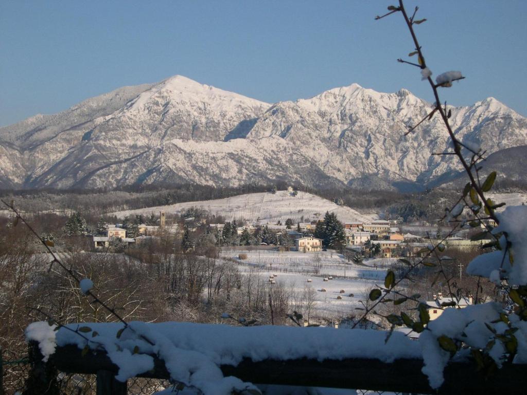 B&B Four Winds フォッリーナ エクステリア 写真